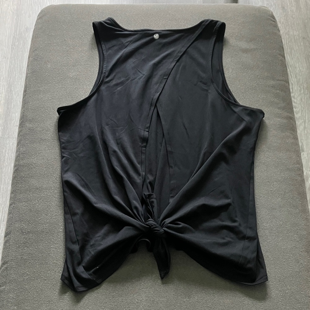 Black Sleeveless Tie-Back Yogalicious Top